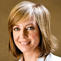 picsallison_janney1.jpg